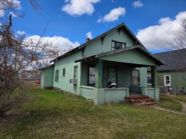 1209 Bemidji Avenue N, Bemidji, MN 56601