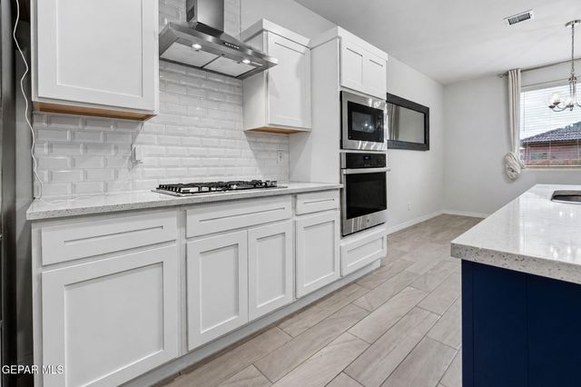 917 Airship Place, El Paso, TX 79928