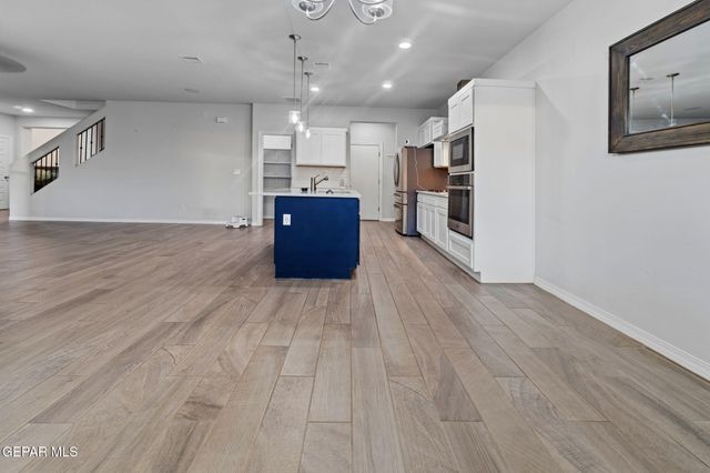 917 Airship Place, El Paso, TX 79928
