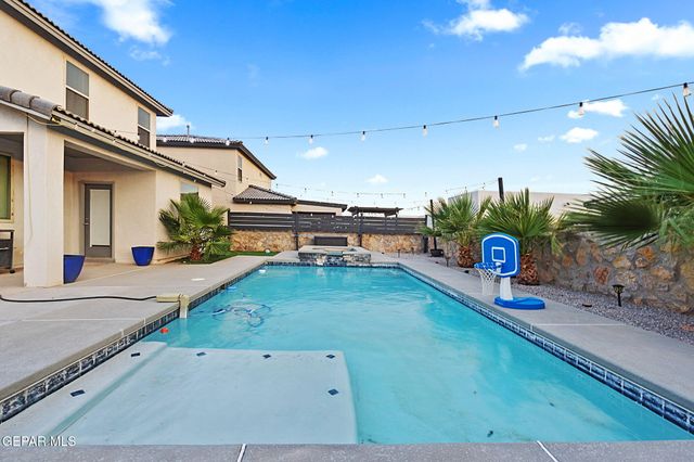 917 Airship Place, El Paso, TX 79928