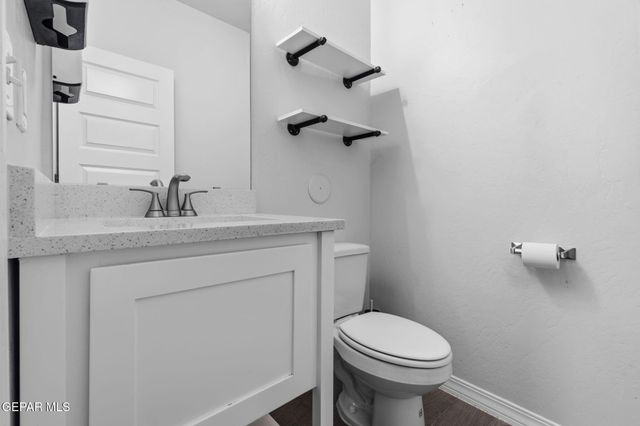 917 Airship Place, El Paso, TX 79928