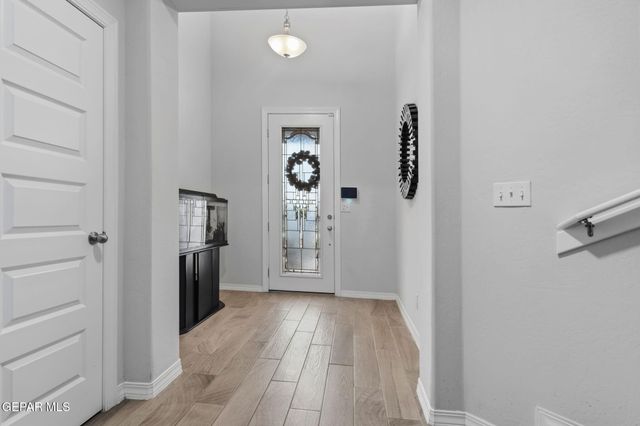 917 Airship Place, El Paso, TX 79928