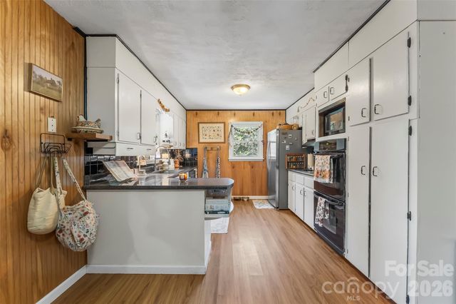 312 Hidden Valley Circle, Canton, NC 28716