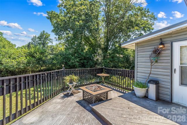 312 Hidden Valley Circle, Canton, NC 28716