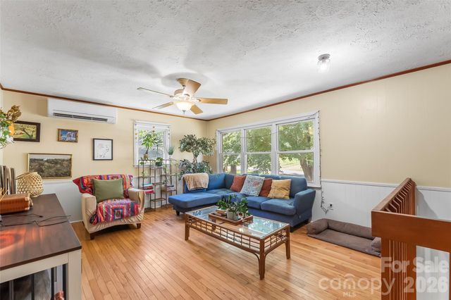312 Hidden Valley Circle, Canton, NC 28716