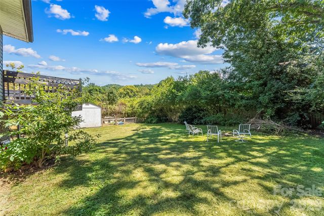 312 Hidden Valley Circle, Canton, NC 28716