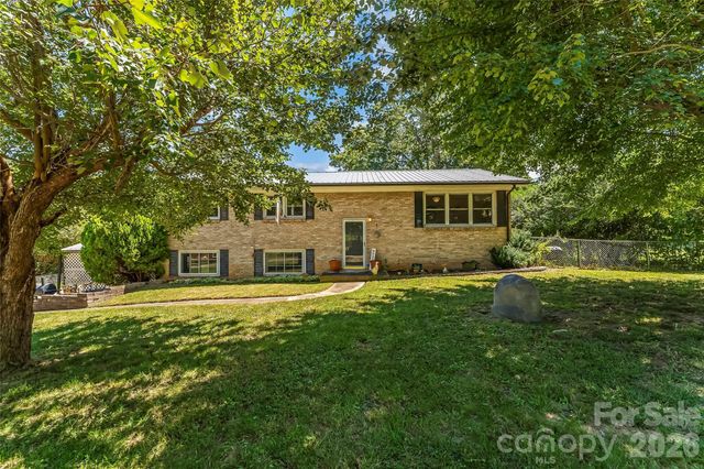 312 Hidden Valley Circle, Canton, NC 28716