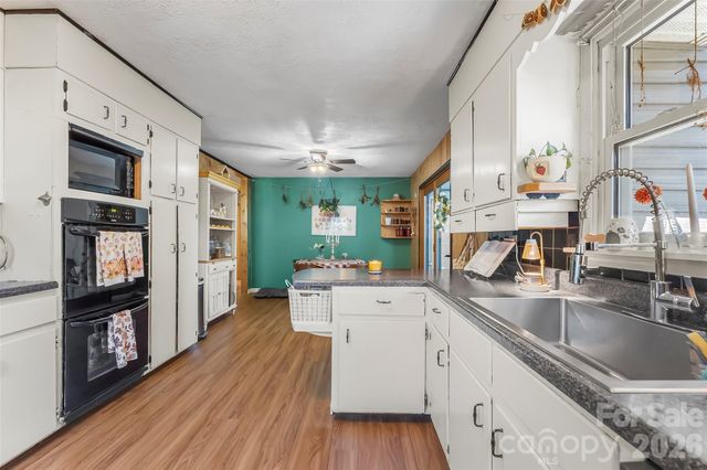 312 Hidden Valley Circle, Canton, NC 28716