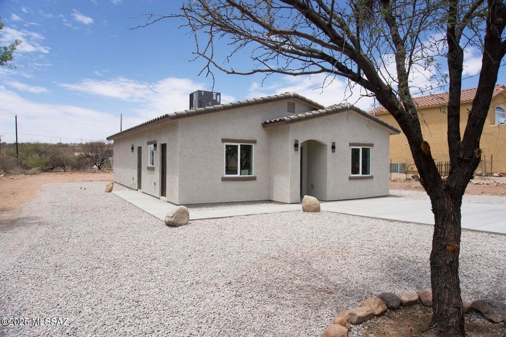 1854 Circulo Mexicali, Rio Rico, AZ 85648