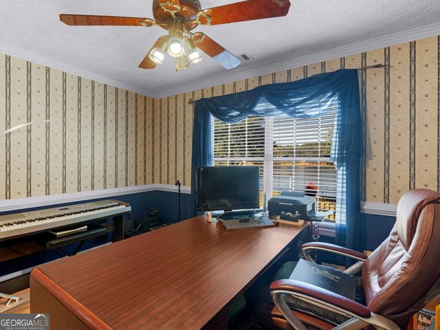 1220 Lake Stone Lea Drive, Oxford, GA 30054