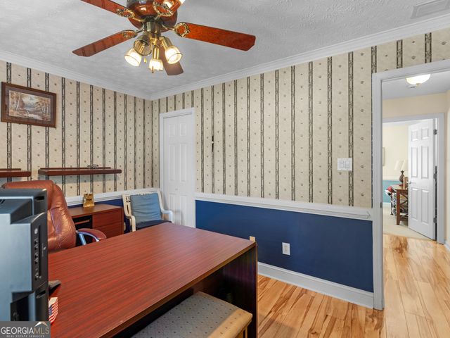 1220 Lake Stone Lea Drive, Oxford, GA 30054