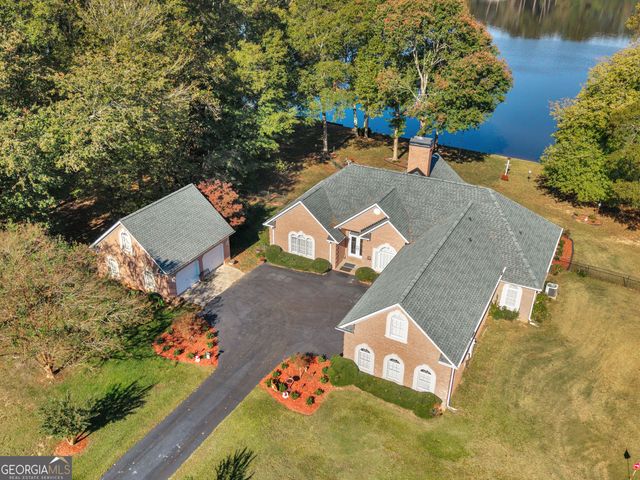 1220 Lake Stone Lea Drive, Oxford, GA 30054