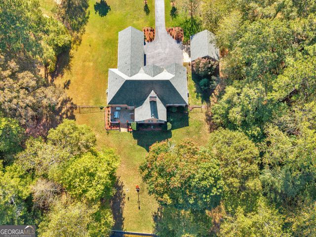 1220 Lake Stone Lea Drive, Oxford, GA 30054