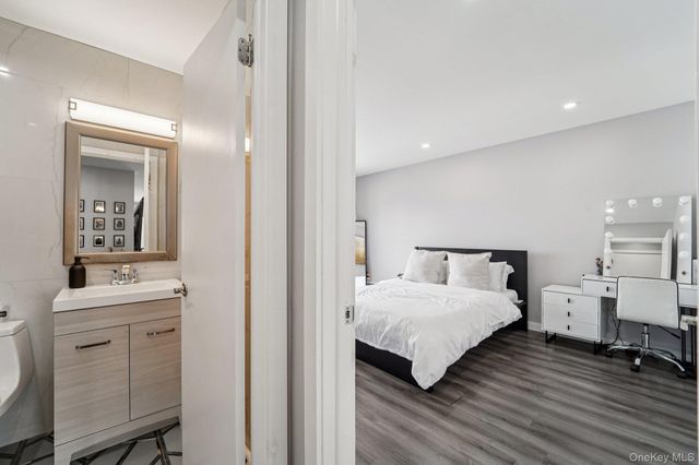 103 Doxbury Lane, Suffern, NY 10901