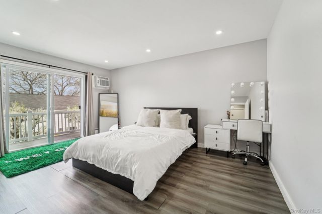 103 Doxbury Lane, Suffern, NY 10901