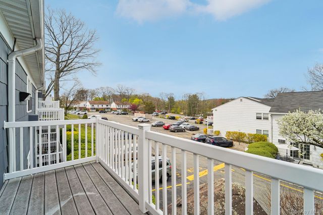 103 Doxbury Lane, Suffern, NY 10901