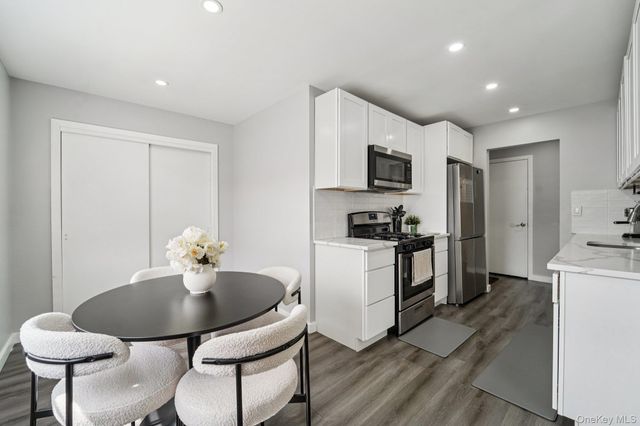 103 Doxbury Lane, Suffern, NY 10901