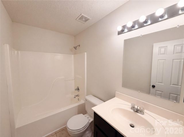 10009 Wild Dogwood Court, Charlotte, NC 28273