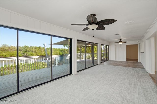 4986 Esplanade ST, Bonita Springs, FL 34134