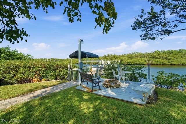 4986 Esplanade ST, Bonita Springs, FL 34134