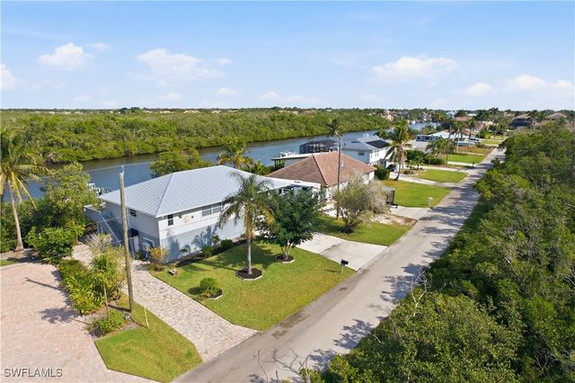 4986 Esplanade ST, Bonita Springs, FL 34134