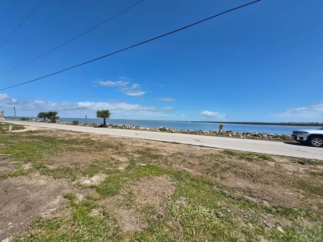 3726 Concho Key, Galveston, TX 77554