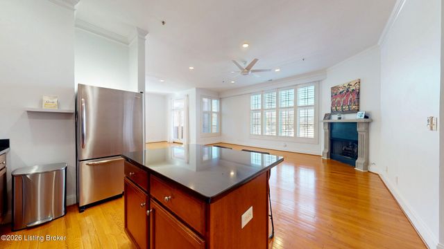 2011 Frankfort Ave 300, Louisville, KY 40206