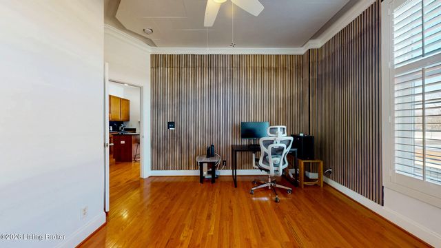 2011 Frankfort Ave 300, Louisville, KY 40206