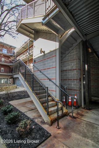 2011 Frankfort Ave 300, Louisville, KY 40206