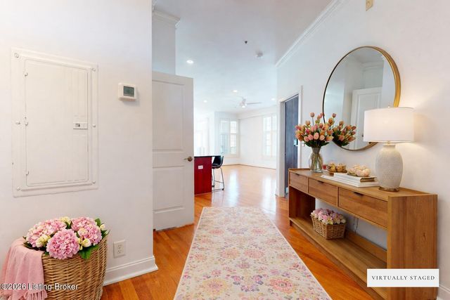 2011 Frankfort Ave 300, Louisville, KY 40206