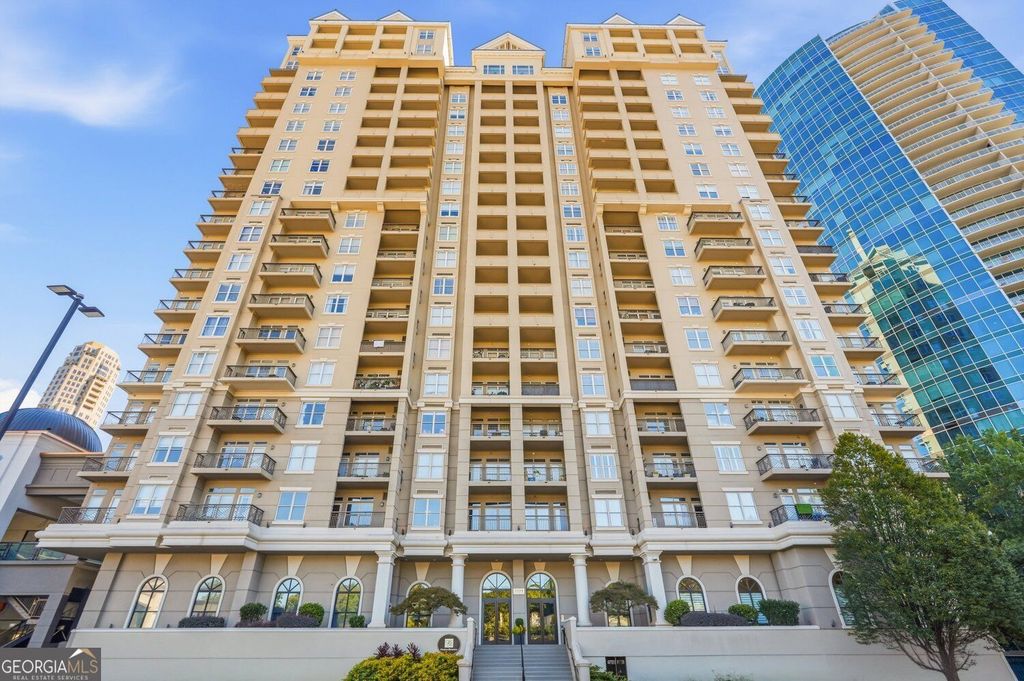 3334 Peachtree Road NE 1704, Atlanta, GA 30326 — exterior