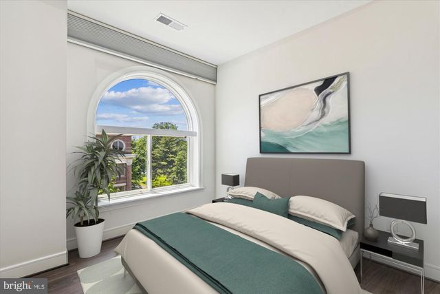 625 SLATERS LN #407, Alexandria, VA 22314