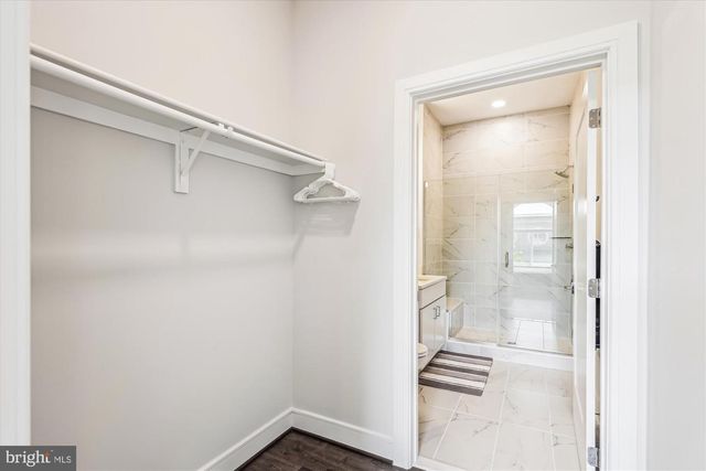 625 SLATERS LN #407, Alexandria, VA 22314