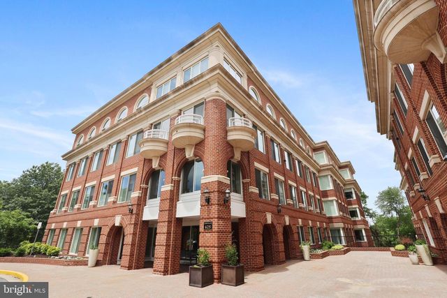 625 SLATERS LN #407, Alexandria, VA 22314