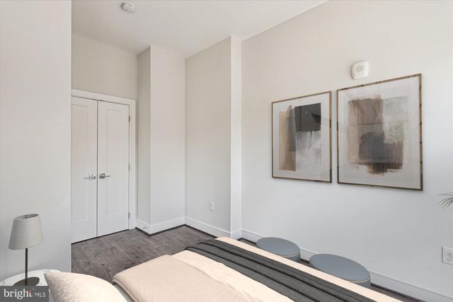 625 SLATERS LN #407, Alexandria, VA 22314