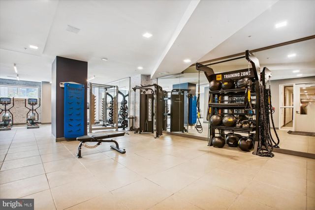 625 SLATERS LN #407, Alexandria, VA 22314