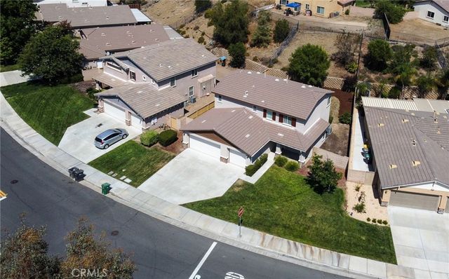 23810 Cheyenne Canyon Drive, Menifee, CA 92587