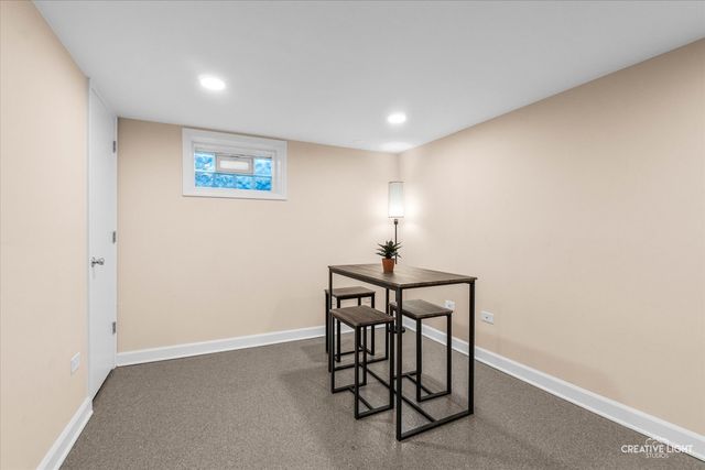 572 Glendale Avenue, Glen Ellyn, IL 60137