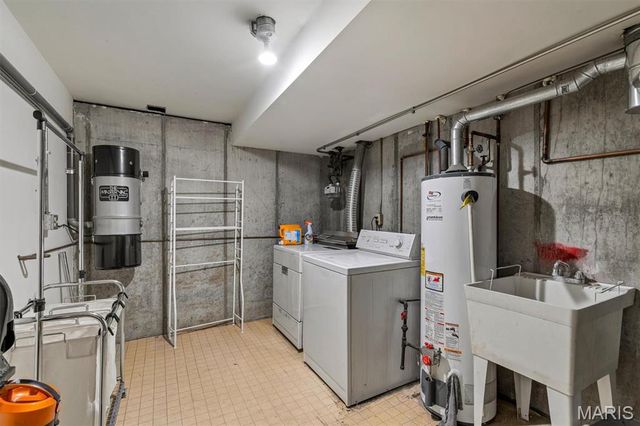 5849 Prince George Court, St Louis, MO 63139