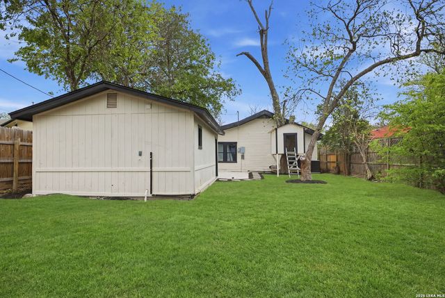931 E Highland Blvd, San Antonio, TX 78210
