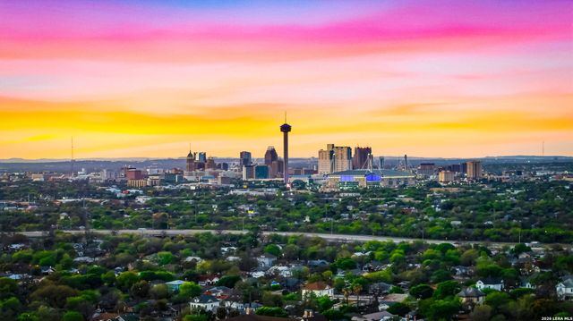 931 E Highland Blvd, San Antonio, TX 78210