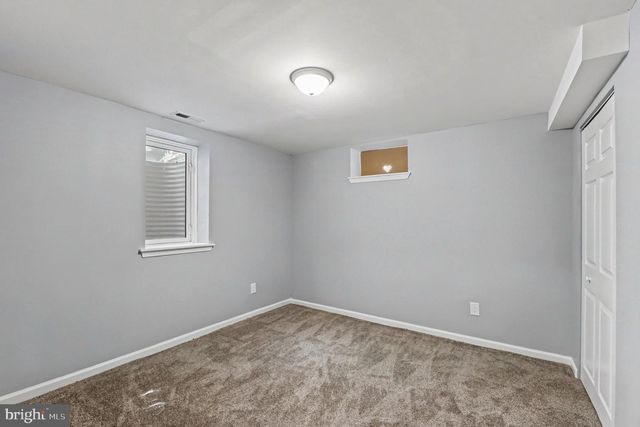 16 FIR DR, Baltimore, MD 21220