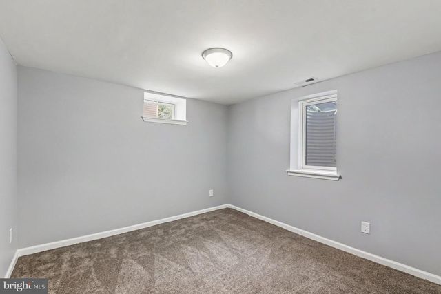 16 FIR DR, Baltimore, MD 21220