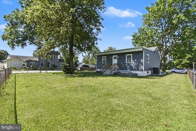16 FIR DR, Baltimore, MD 21220