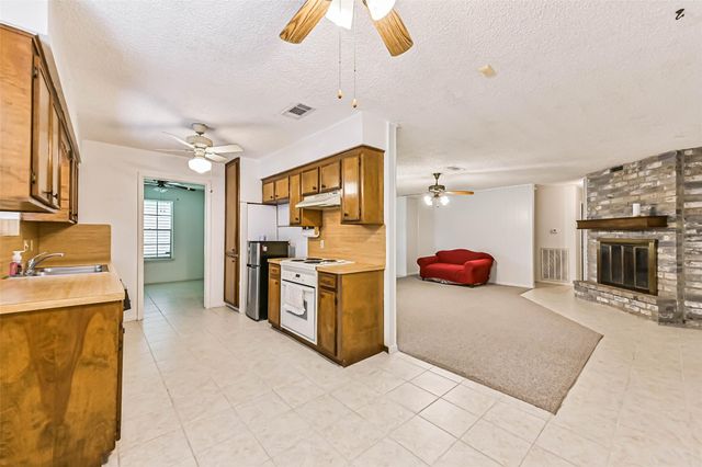 1426 Scott Street, La Marque, TX 77568