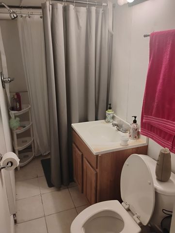 2441 N Hamlin Avenue, Chicago, IL 60647