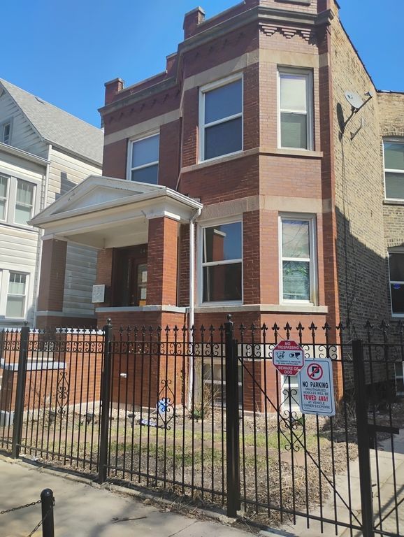 2441 N Hamlin Avenue, Chicago, IL 60647