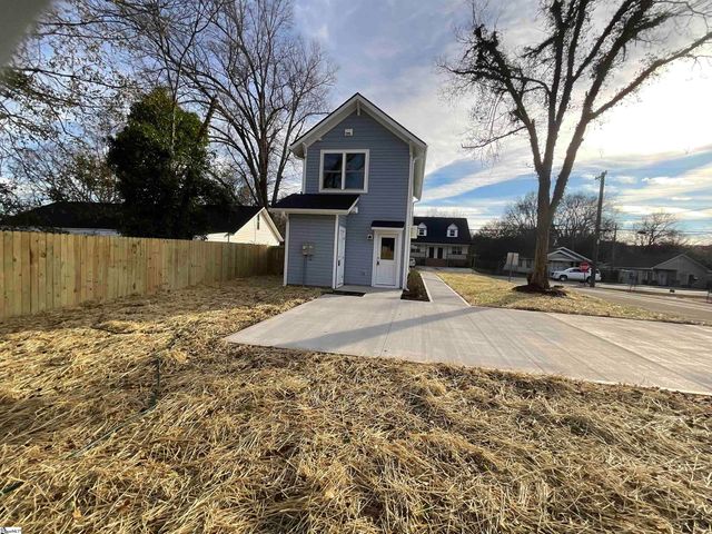 1306 W Bramlett Road, Greenville, SC 29611