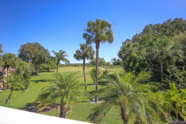 2624 Muirfield Court, Wellington, FL 33414