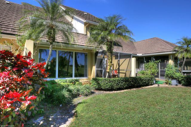 2624 Muirfield Court, Wellington, FL 33414